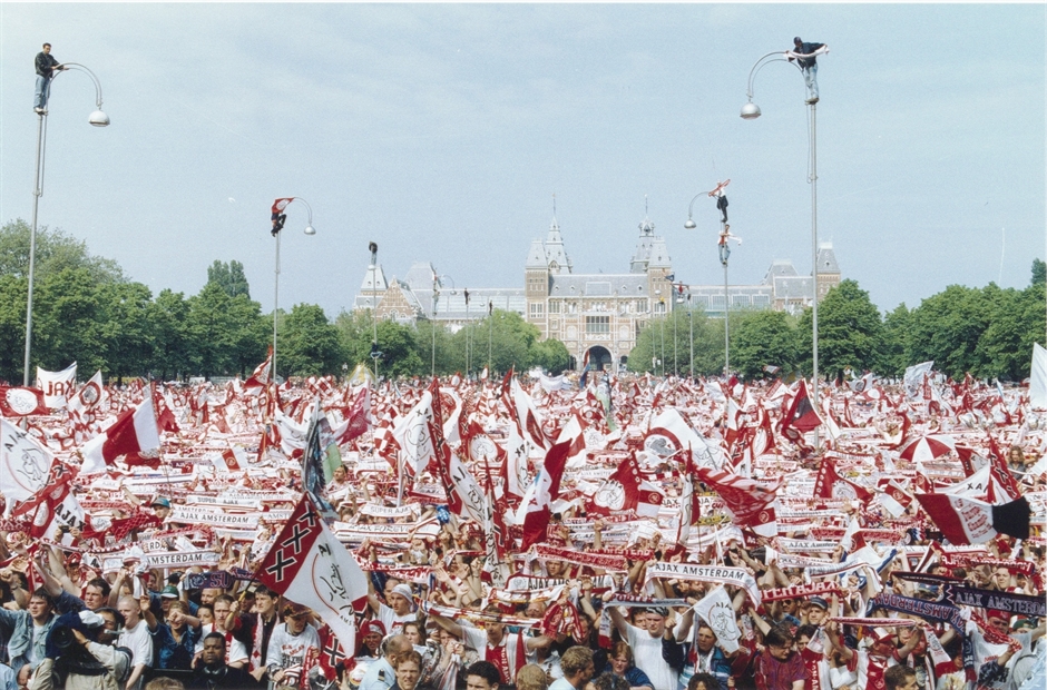 أين يمكنك مشاهدة مباراة أياكس وتيلستار في أمستردام؟